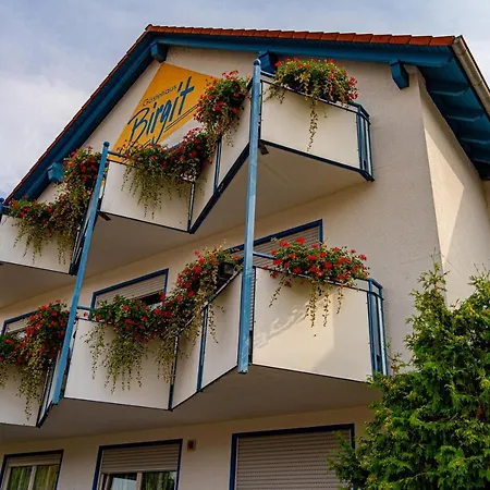 بيت ضيافة Hotelpension Gaestehaus Birgit