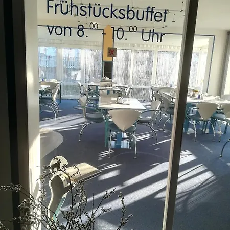 ゲストハウス Hotelpension Gaestehaus Birgit 3*
