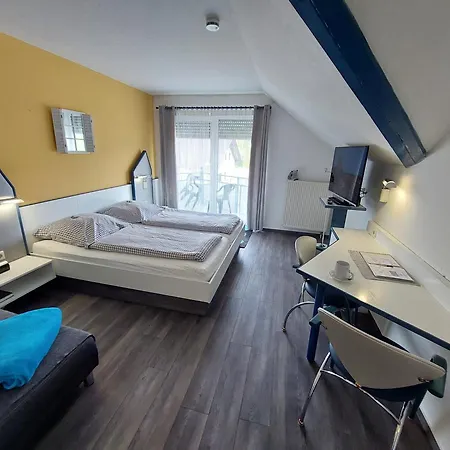 بيت ضيافة Hotelpension Gaestehaus Birgit 3*
