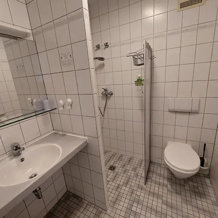 Hotelpension Gaestehaus Birgit 3*