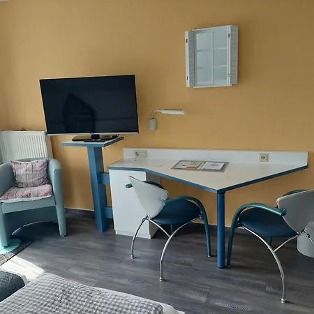Hotelpension Gaestehaus Birgit بيت ضيافة 3*